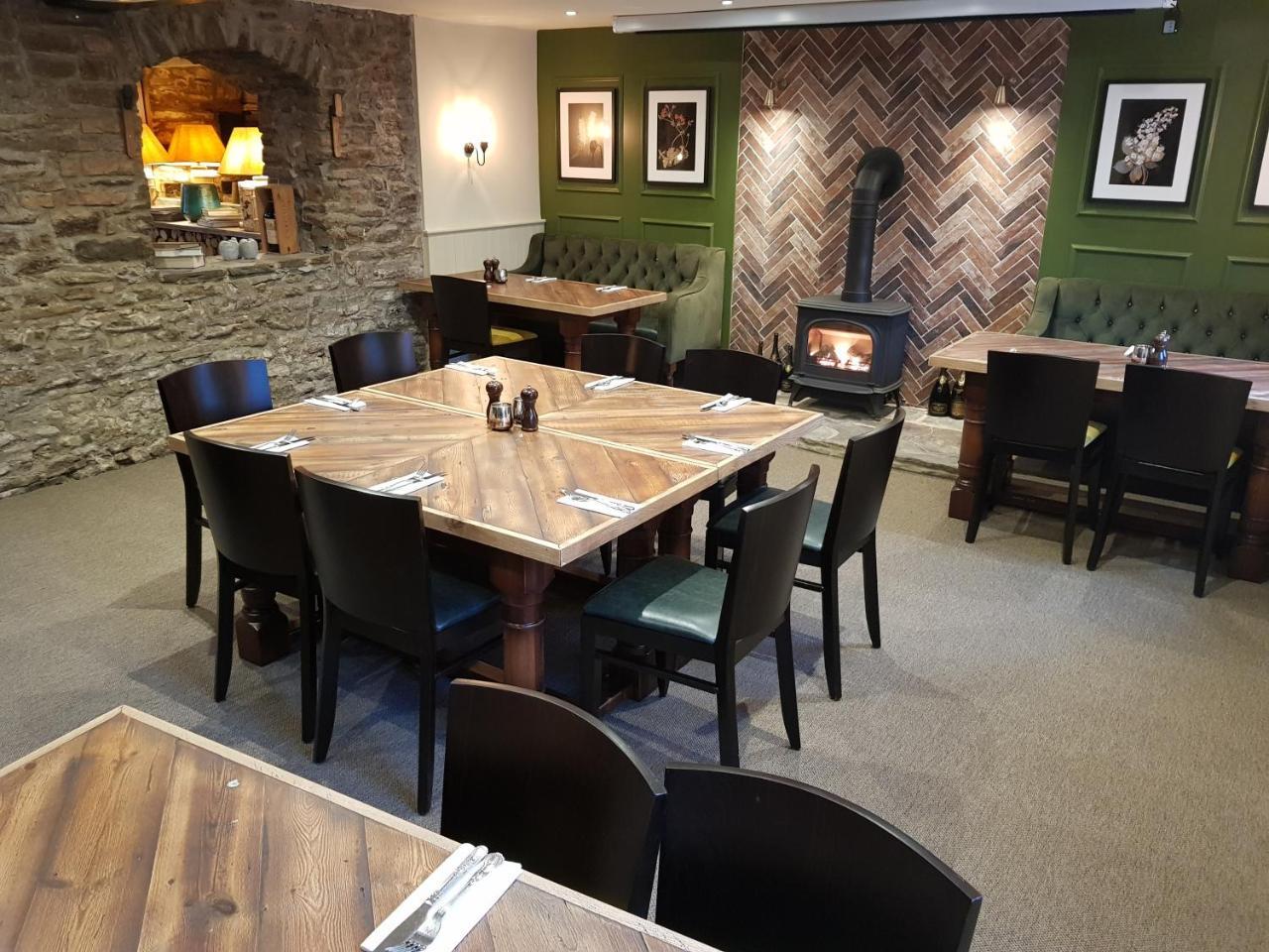 The Carpenters Arms Hotell Pensford Exteriör bild
